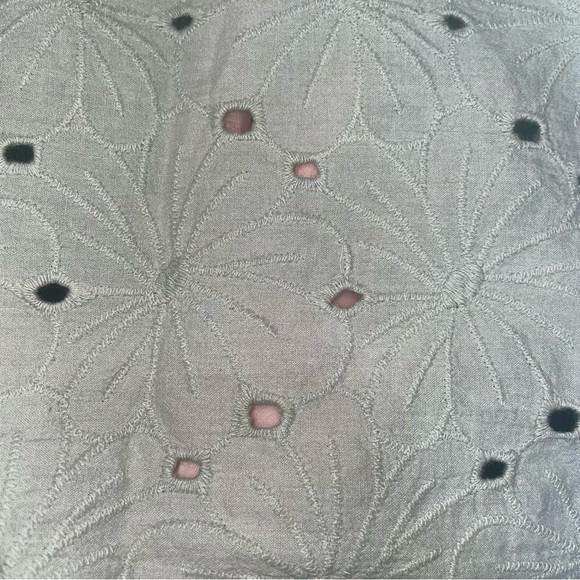 Umgee Sage Green Blouse Small - Picture 7 of 8